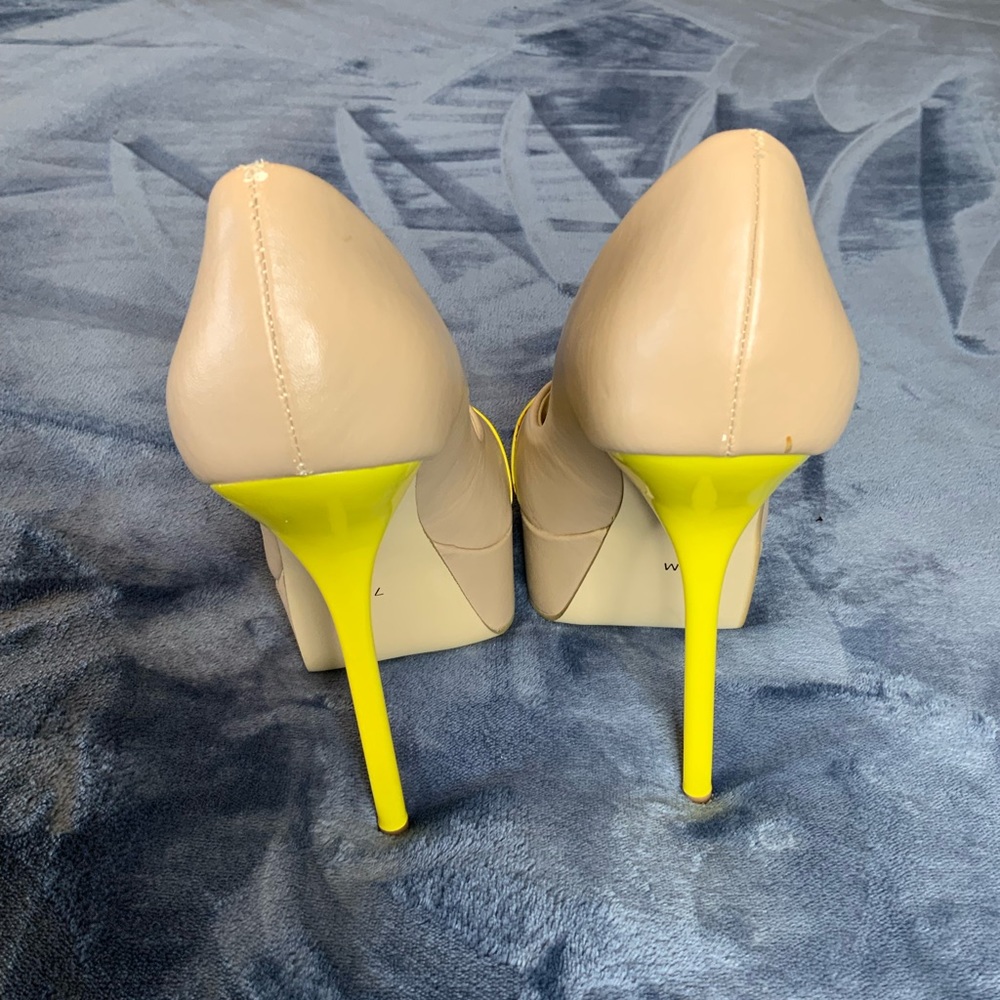 Shoedazzle* - Picture 11 of 12